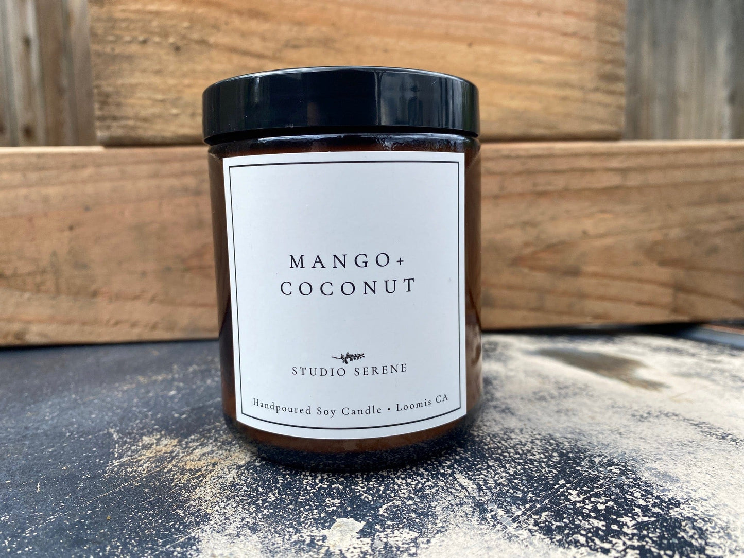 Eco-Friendly Natural Soy Wax Candle with Tropical Mango Coconut Paradise Scent