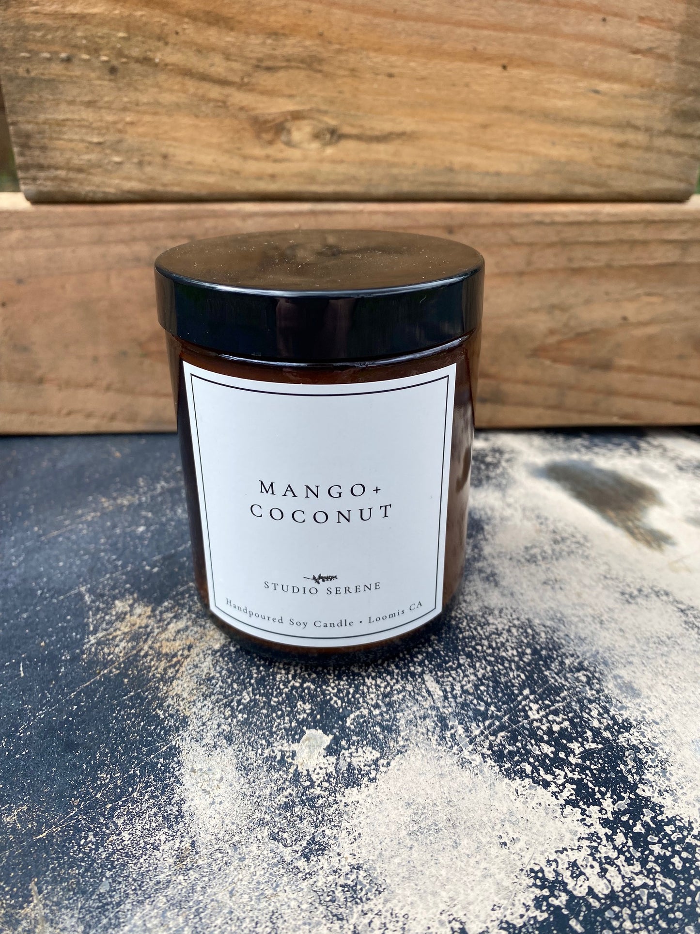 Eco-Friendly Natural Soy Wax Candle with Tropical Mango Coconut Paradise Scent
