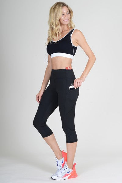 Work It Out Black Capri Leggings with Pockets